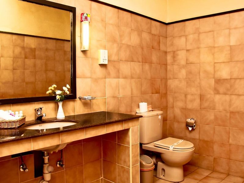 Grand Oriental Hotel 107643