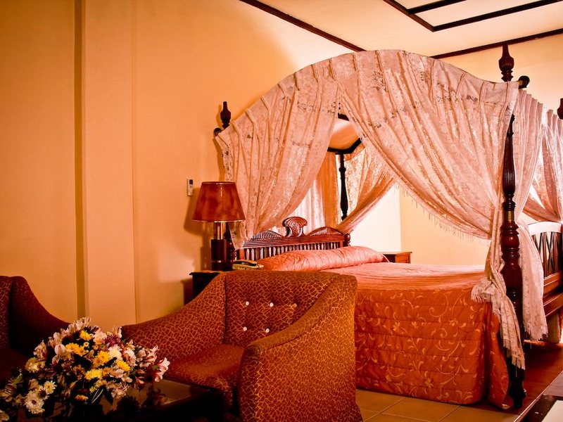 Grand Oriental Hotel 107646