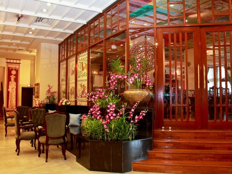 Grand Oriental Hotel 107653