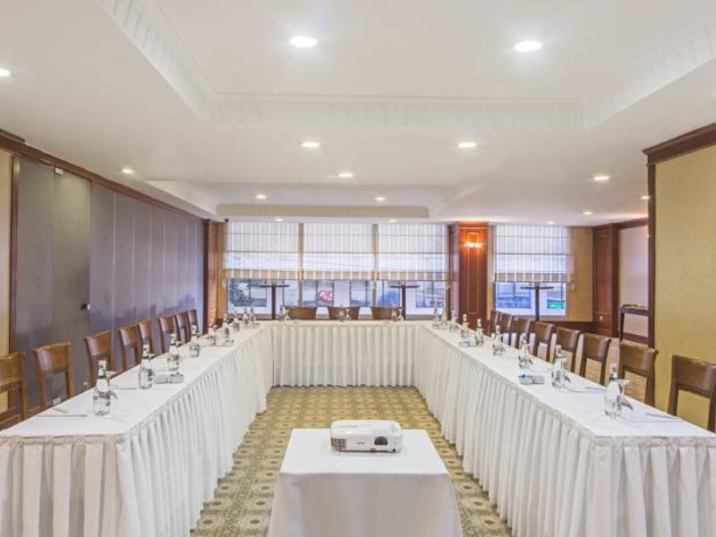 Grand Oztanik Hotel 76099