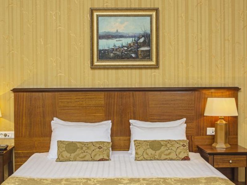 Grand Oztanik Hotel 76111