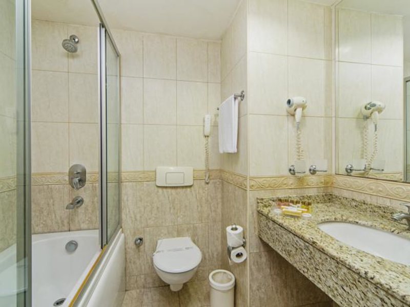 Grand Oztanik Hotel 76113