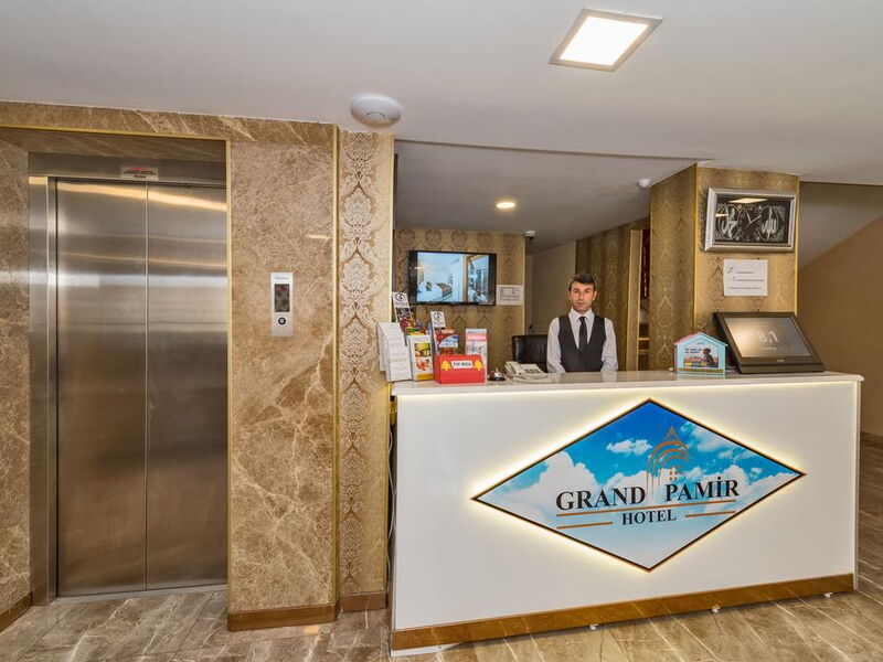 Grand Pamir Hotel  242001
