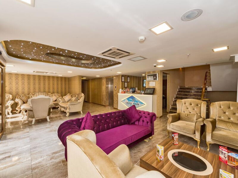 Grand Pamir Hotel  242005