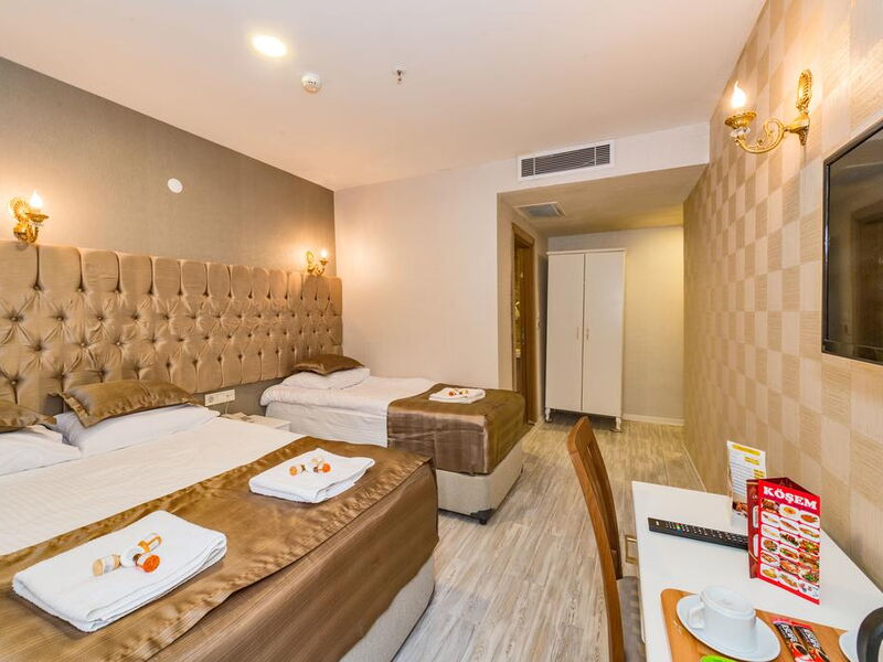 Grand Pamir Hotel  242009