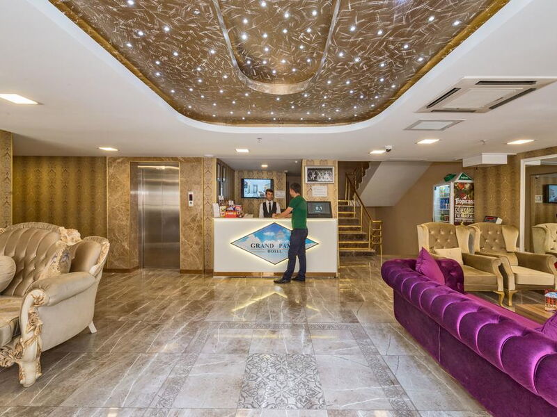 Grand Pamir Hotel  242012