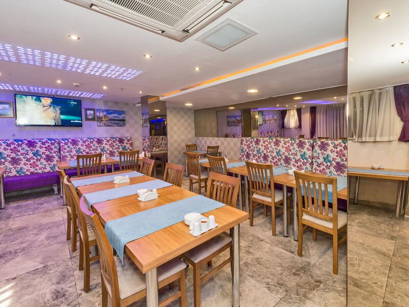 Grand Pamir Hotel  242015