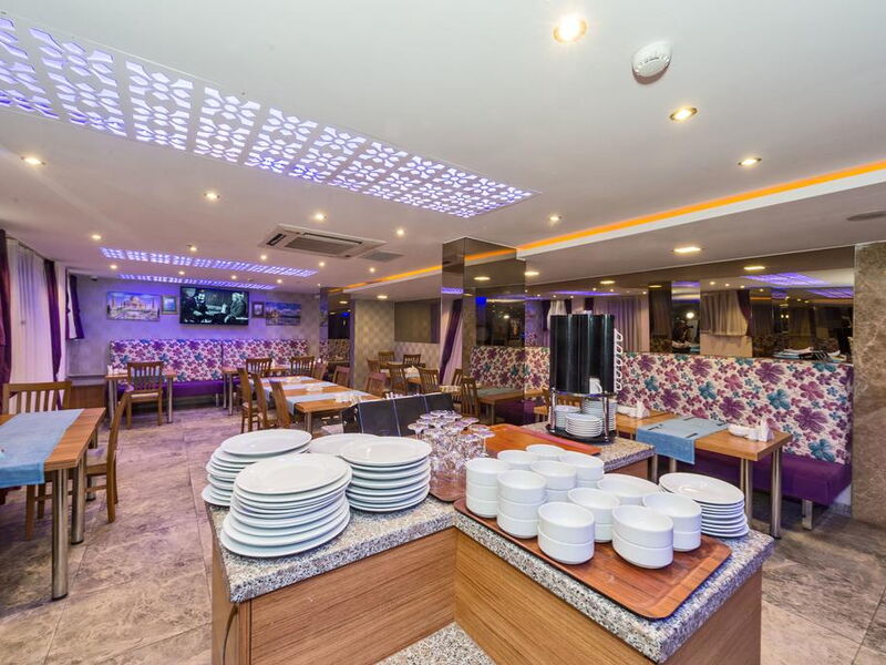 Grand Pamir Hotel  242017