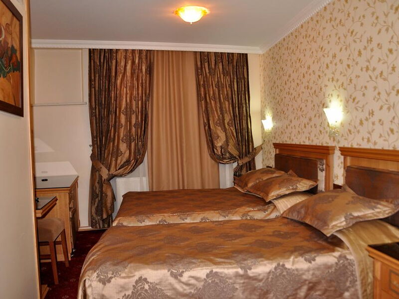 Grand Papirus Hotel  281999