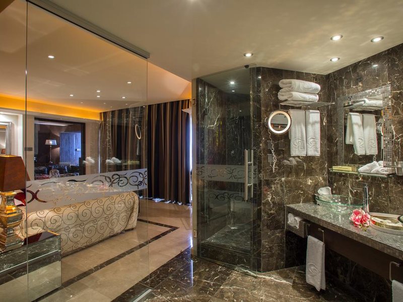 Grand Resort Hotel 205633