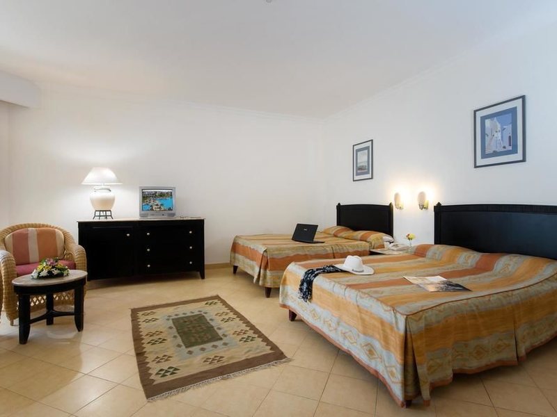 Grand Seas Resort Hostmark 124346