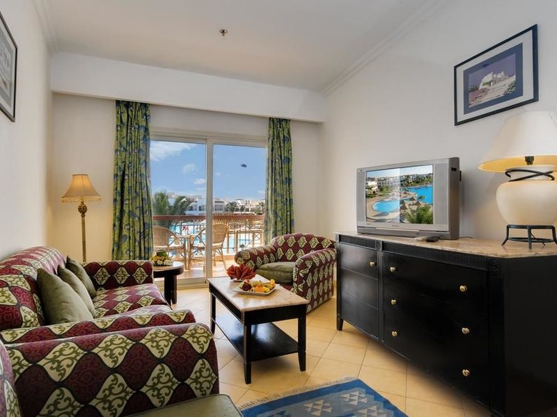 Grand Seas Resort Hostmark 124357