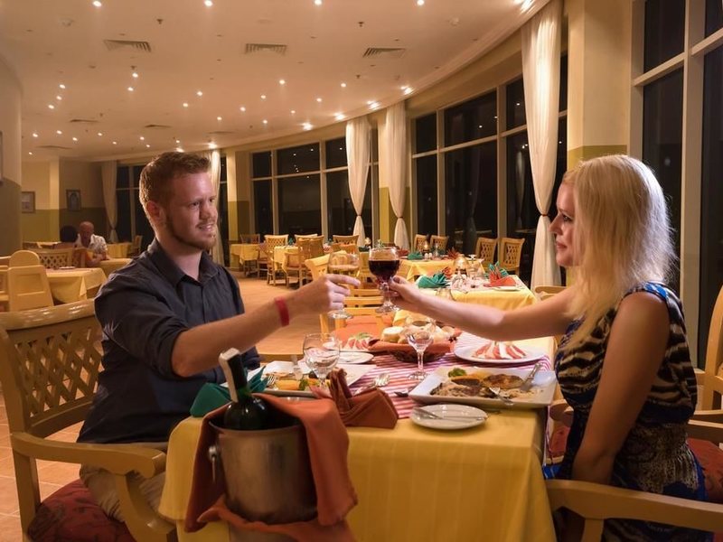 Grand Seas Resort Hostmark 124360