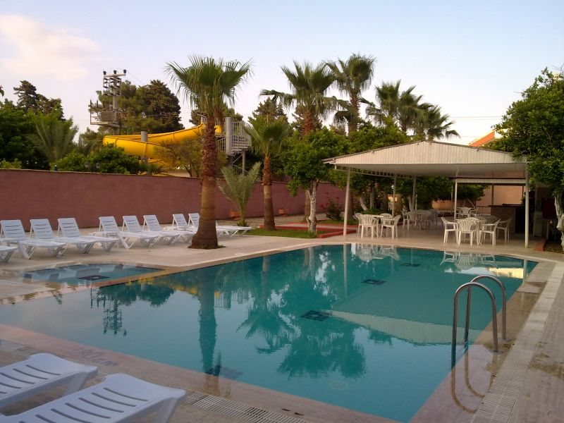 Grand  Hotel Derin  73472