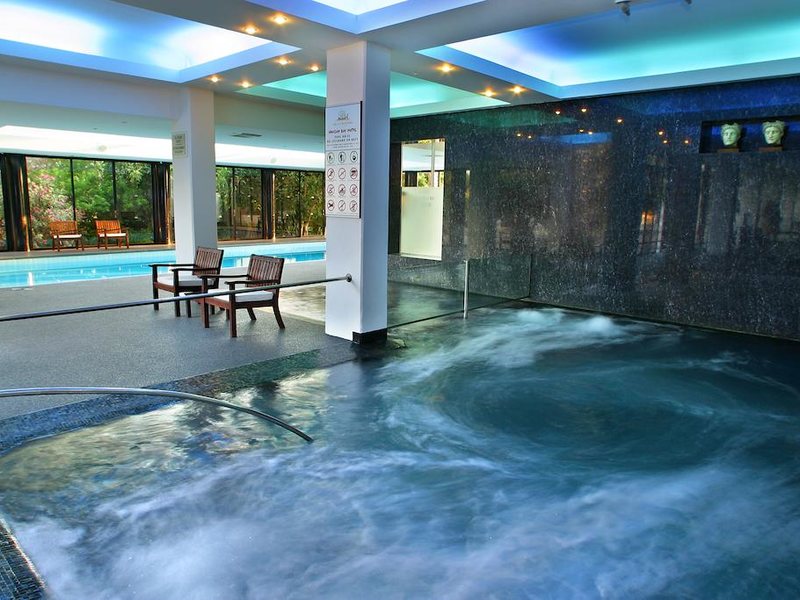 Grecian Bay Hotel 205639