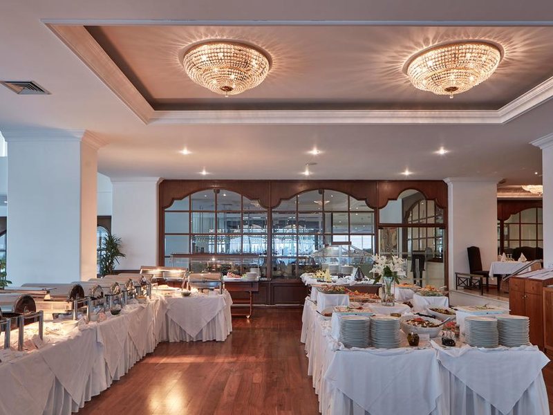 Grecian Bay Hotel 205650