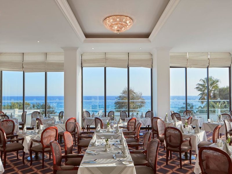 Grecian Bay Hotel 205652