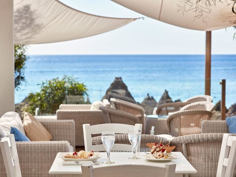 Grecian Bay Hotel 205664