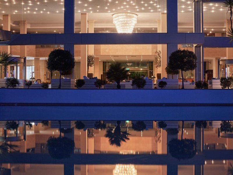 Grecian Park Hotel  205677