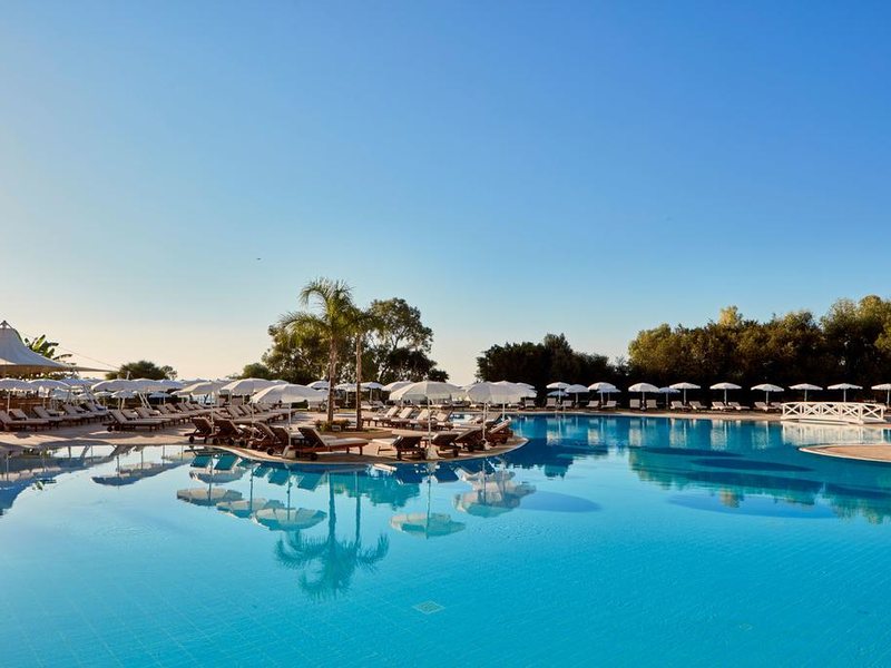 Grecian Park Hotel  205692