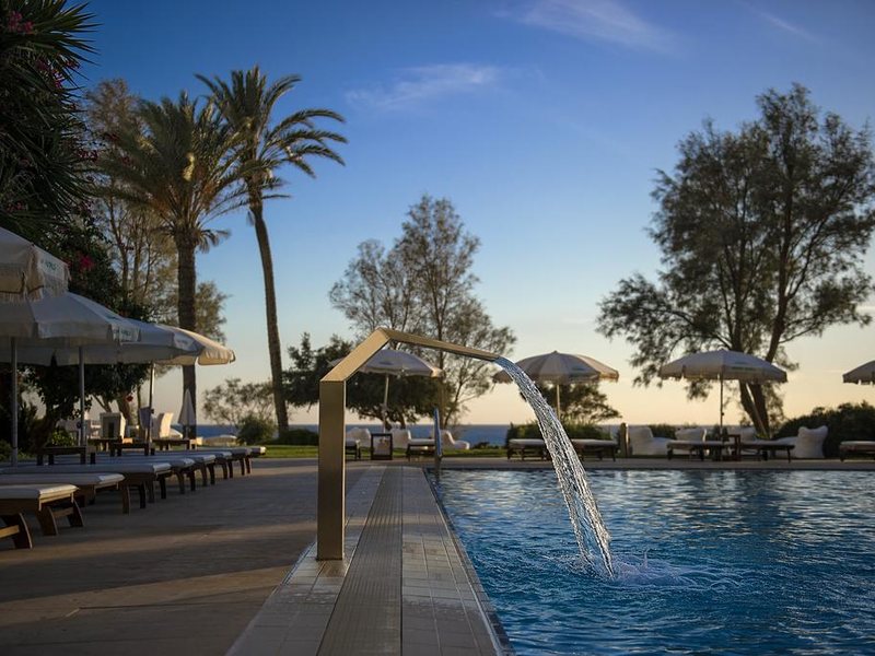 Grecian Sands Beach Hotel 205707