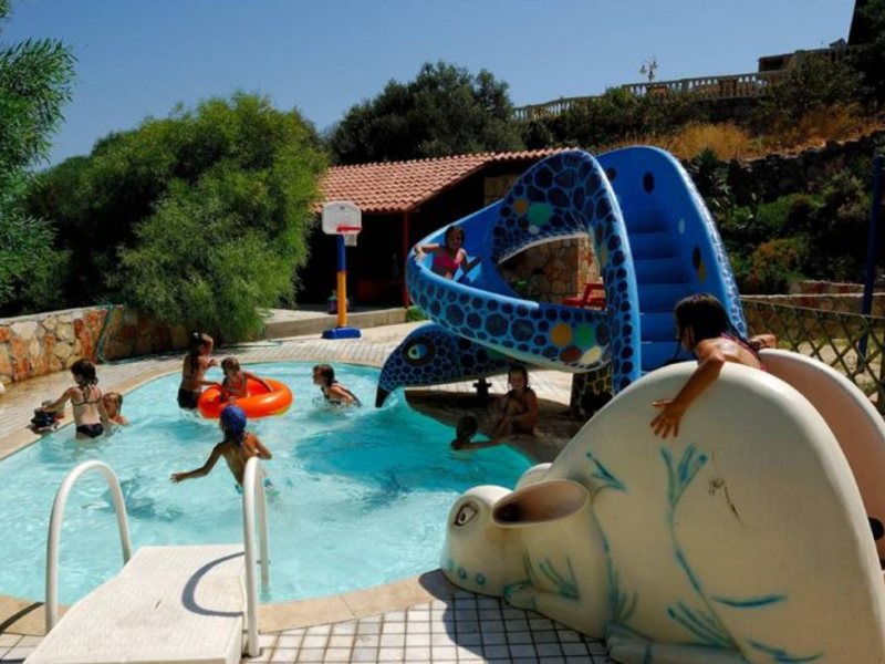 Green Beach Resort 77068