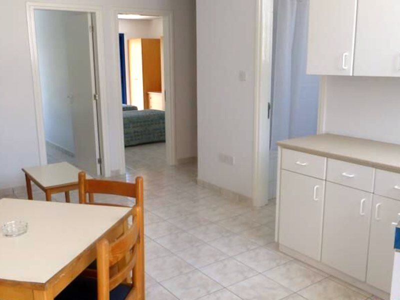 Green Bungalows 100734