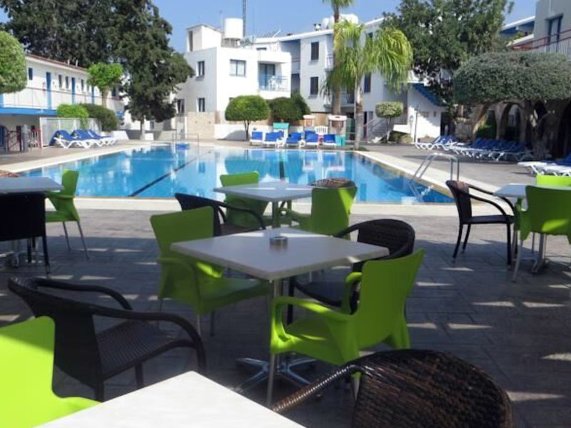 Green Bungalows 100735