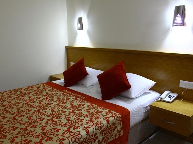 Green Forest Holiday Village  195523