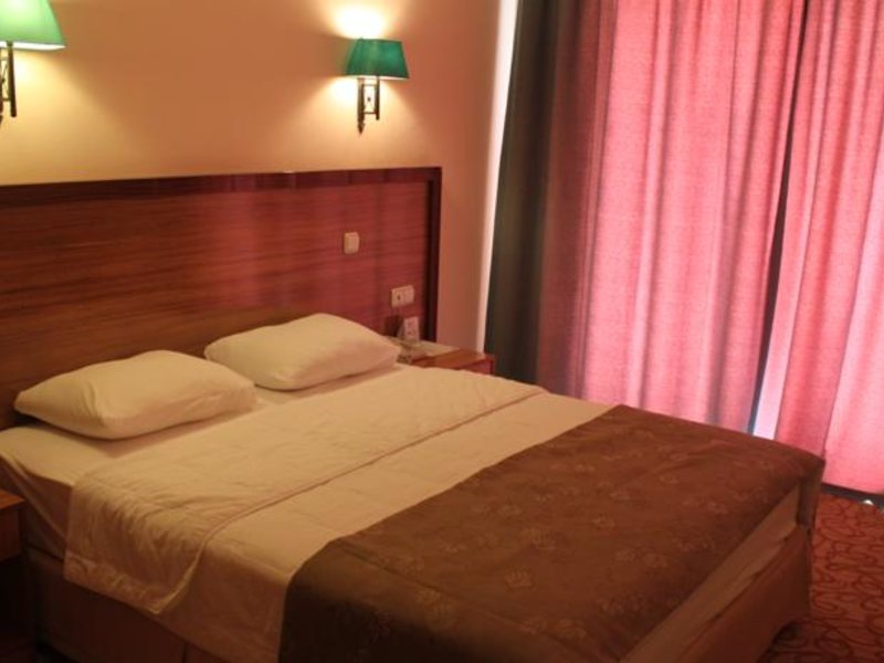 Green Nature Resort & Spa 77082