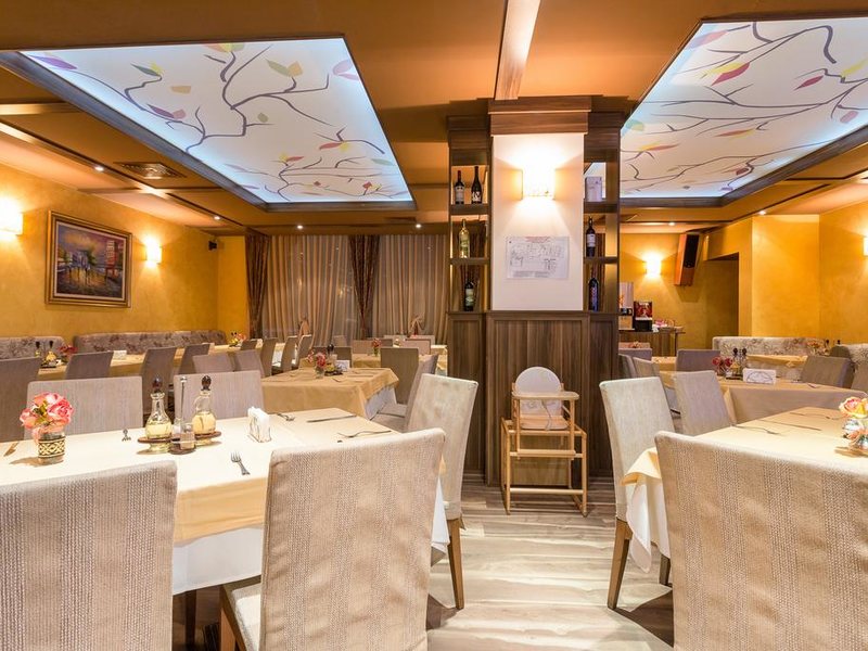 Green Wood Hotel & Spa (Razlog) 310792