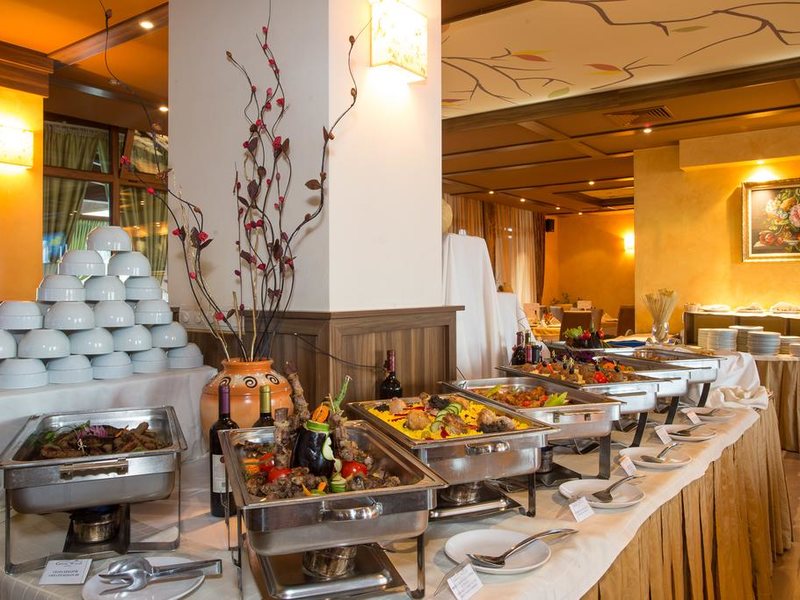 Green Wood Hotel & Spa (Razlog) 310795