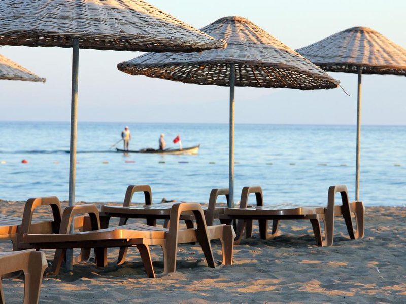 Gumuldur Mavi Deniz Otel 190258