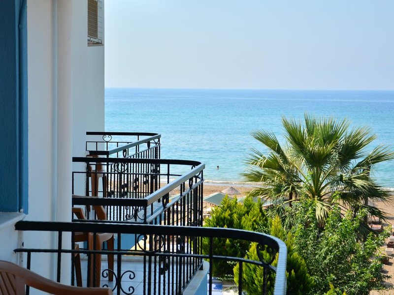 Gumuldur Mavi Deniz Otel 190270