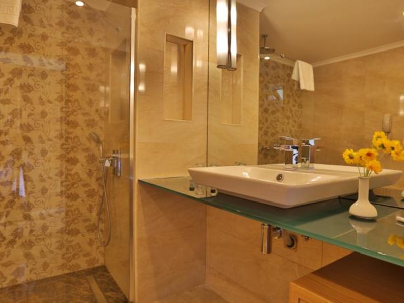 Gypsophila Holiday Village 77107