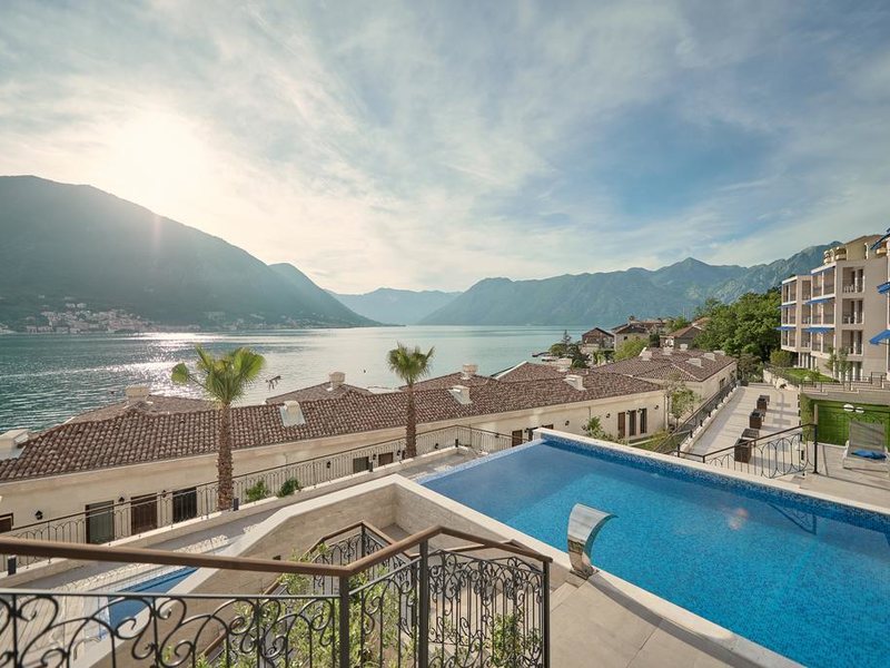 HUMA Kotor Bay (ех 283250