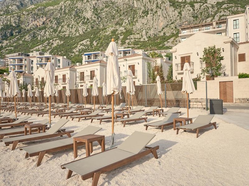 HUMA Kotor Bay (ех 283254