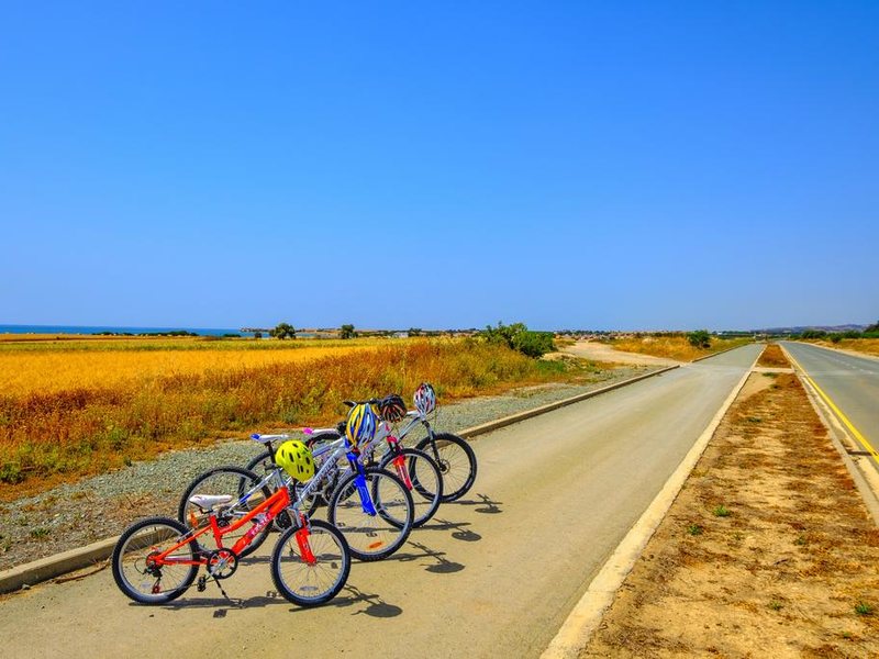Hadjios Valley  290500