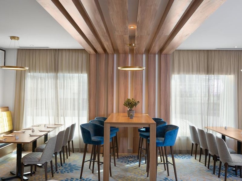 Hampton by Hilton Dubai Al Barsha 309094