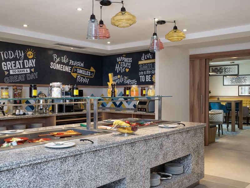 Hampton by Hilton Dubai Al Barsha 309095