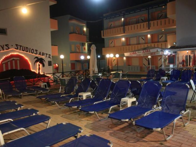 Happy Days Studios 97674