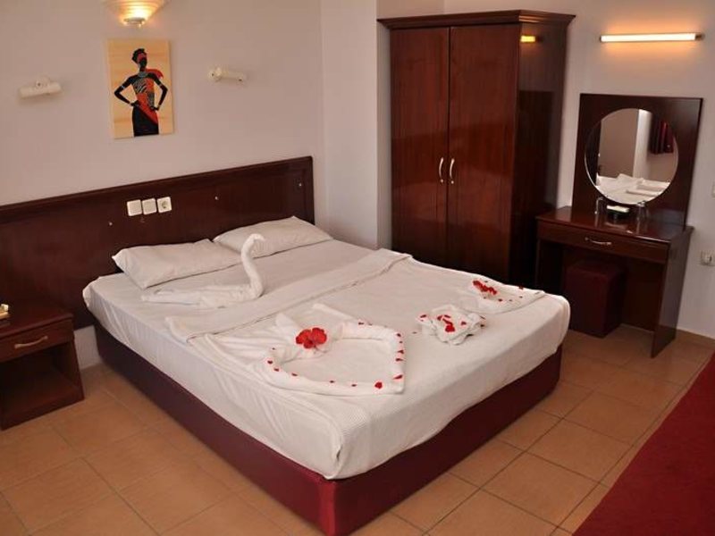 Happy Dreams Beach Resort Hotel 77142