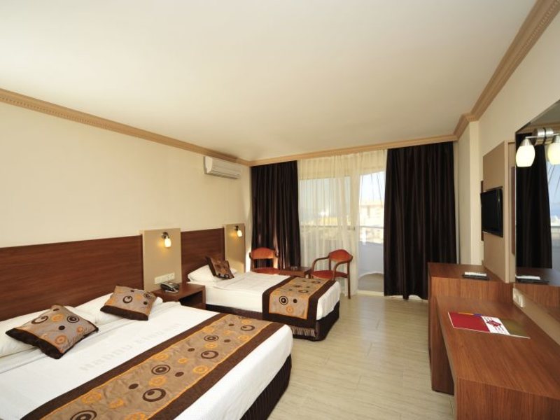 Happy Elegant Hotel  32425