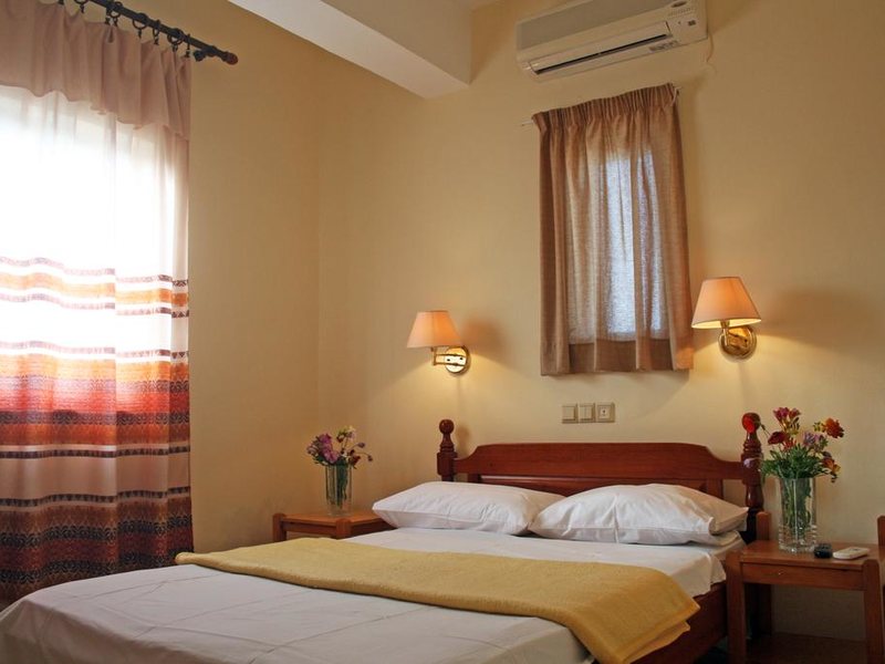 Haris Studios 246845