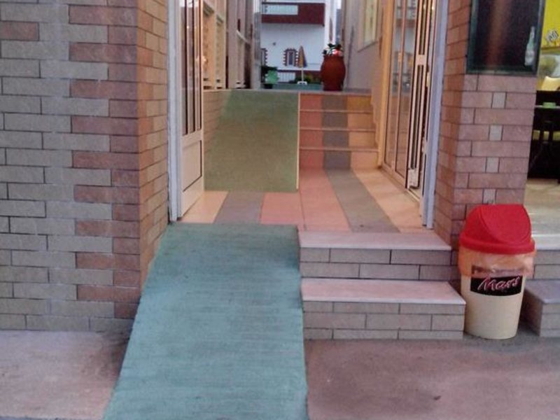 Haris Studios 246859