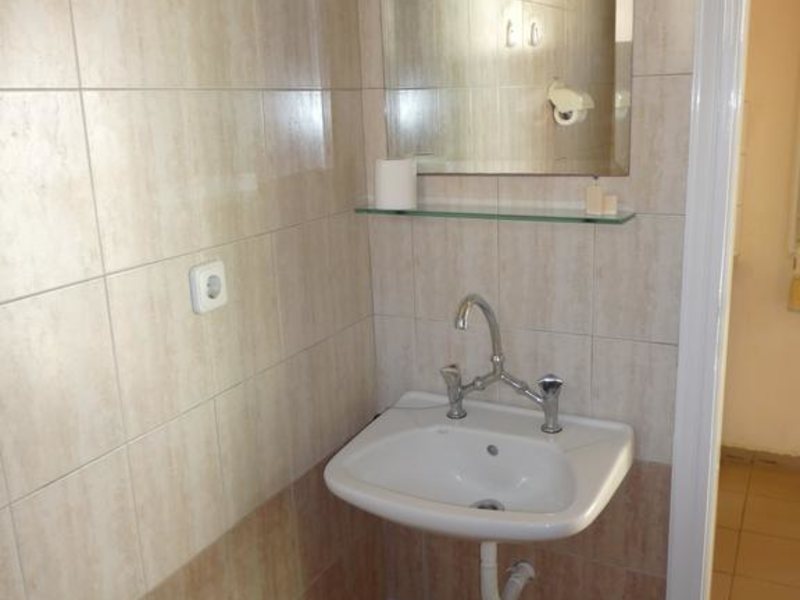 Haris Studios 246863