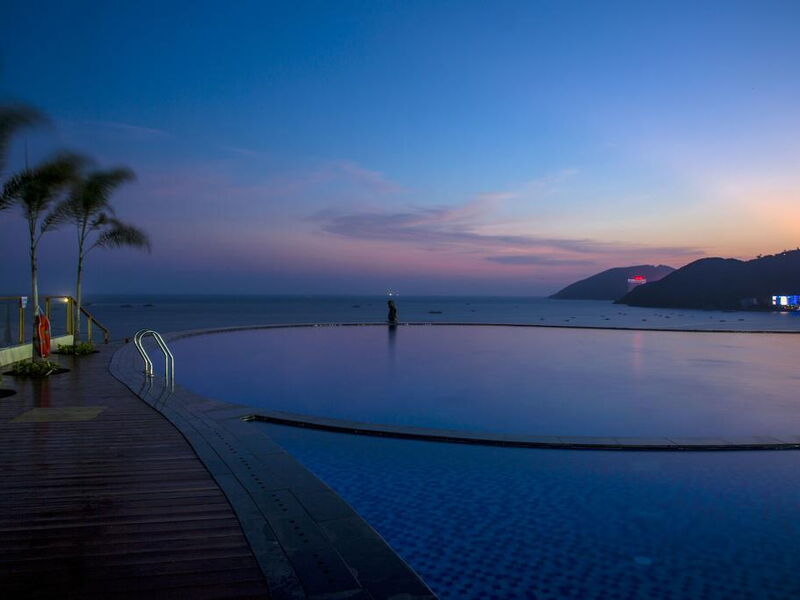 Harman Resort Hotel Sanya 298448