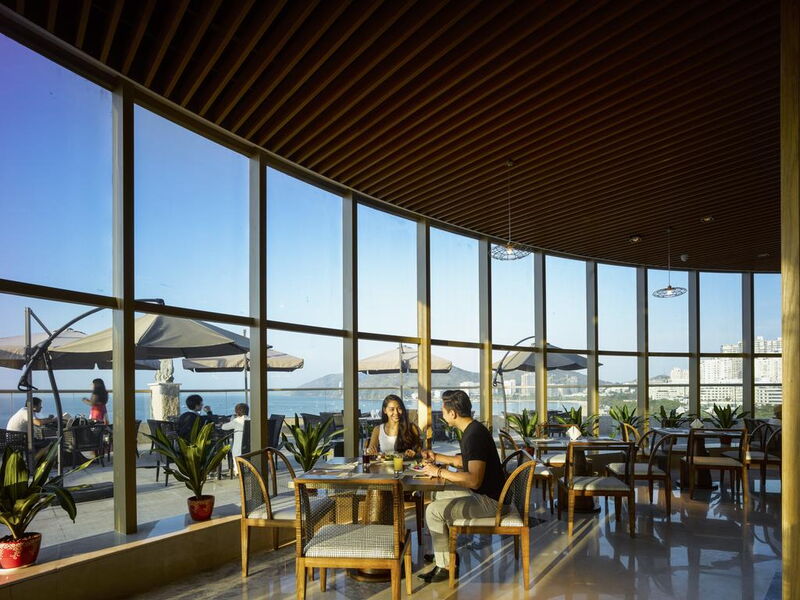 Harman Resort Hotel Sanya 298456