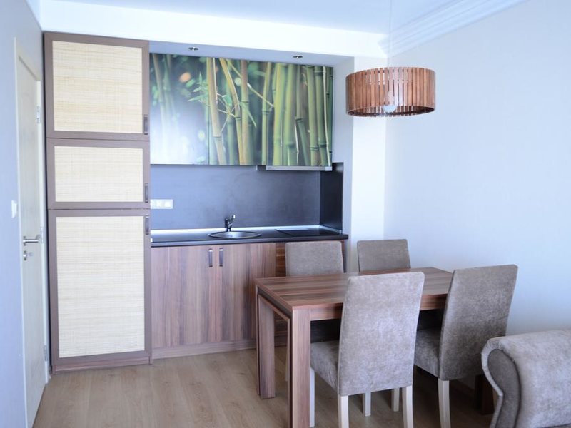 Harmony Palace AH 162605