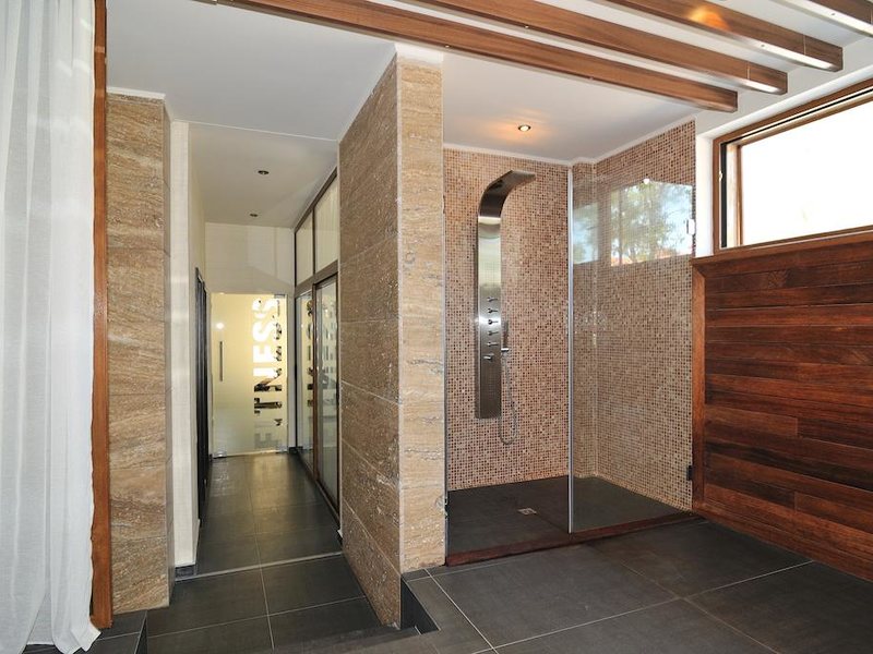 Harmony Suites 1 AH 162611